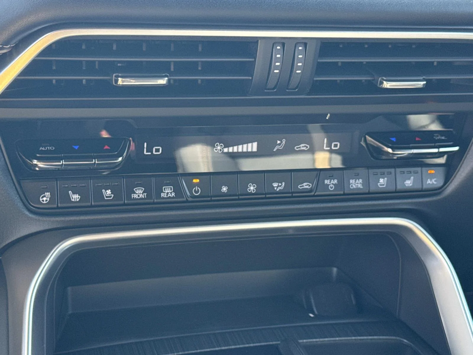 2026 Mazda CX-90 Premium Plus Package - Photo 14