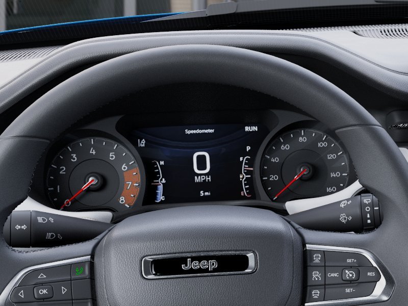 New 2026 Hydro Blue Pearl-Coat Exterior Paint Jeep Limited image 17
