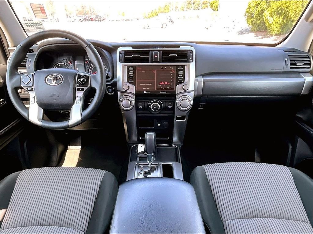 Used 2022 Magnetic Gray Metallic Toyota SR5 image 21