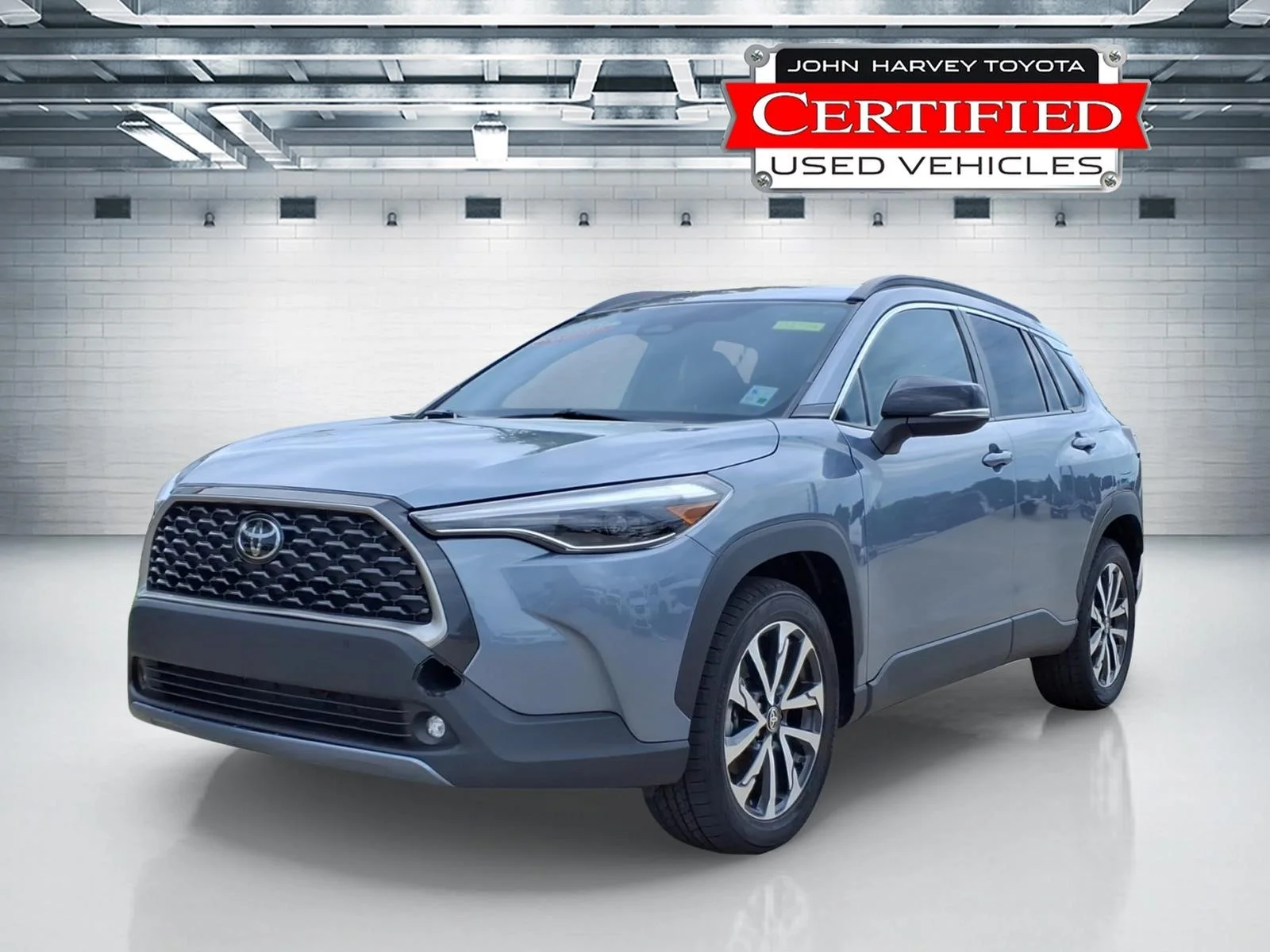 2025 Toyota Corolla Cross XLE