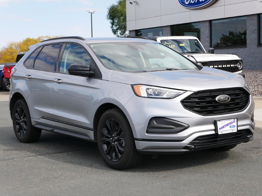 Used 2022 Ford Edge SE with VIN 2FMPK4G91NBA02569 for sale in Northfield, Minnesota