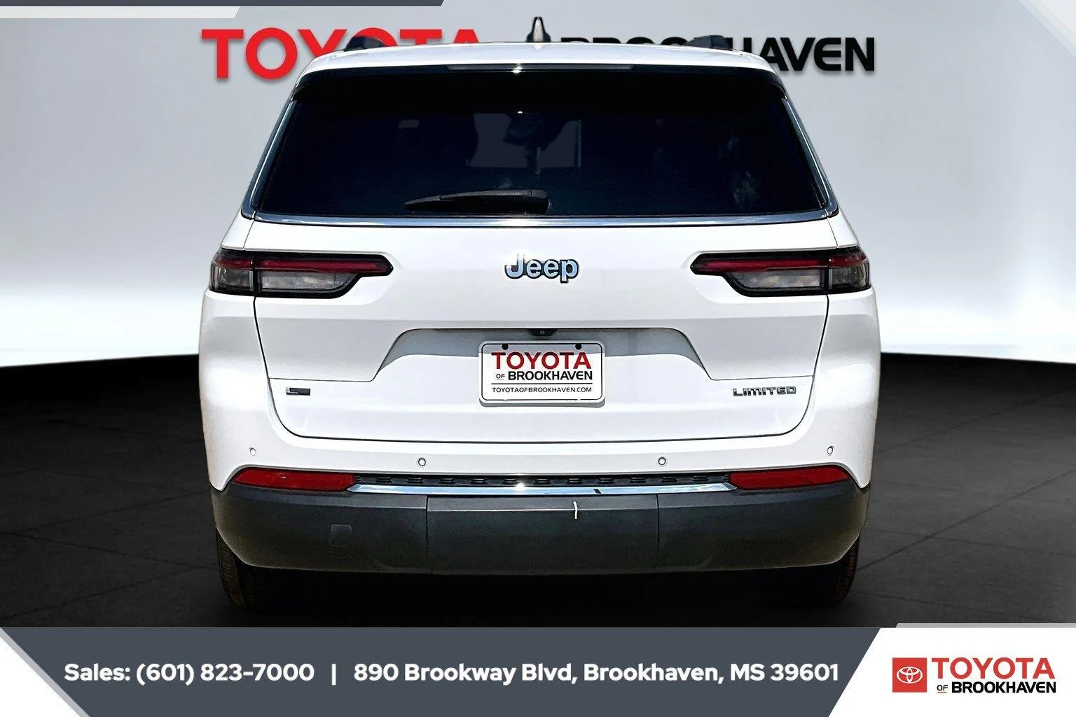 Used 2021 Bright White Clearcoat Jeep Limited image 4