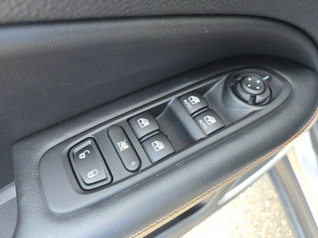 Used 2020 Silver Jeep Limited image 16