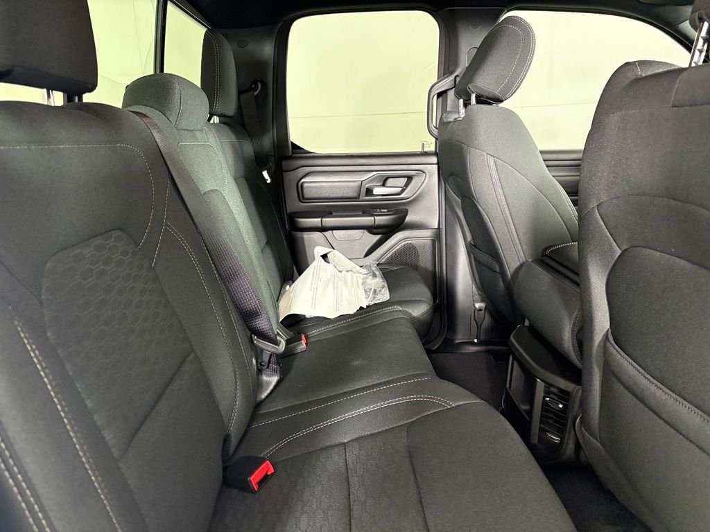 New 2026 Bright White Clear-Coat Exterior Paint RAM Tradesman image 17