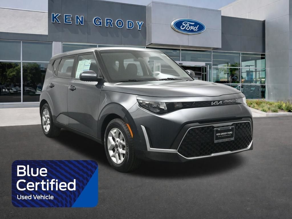 2023 Kia Soul LX