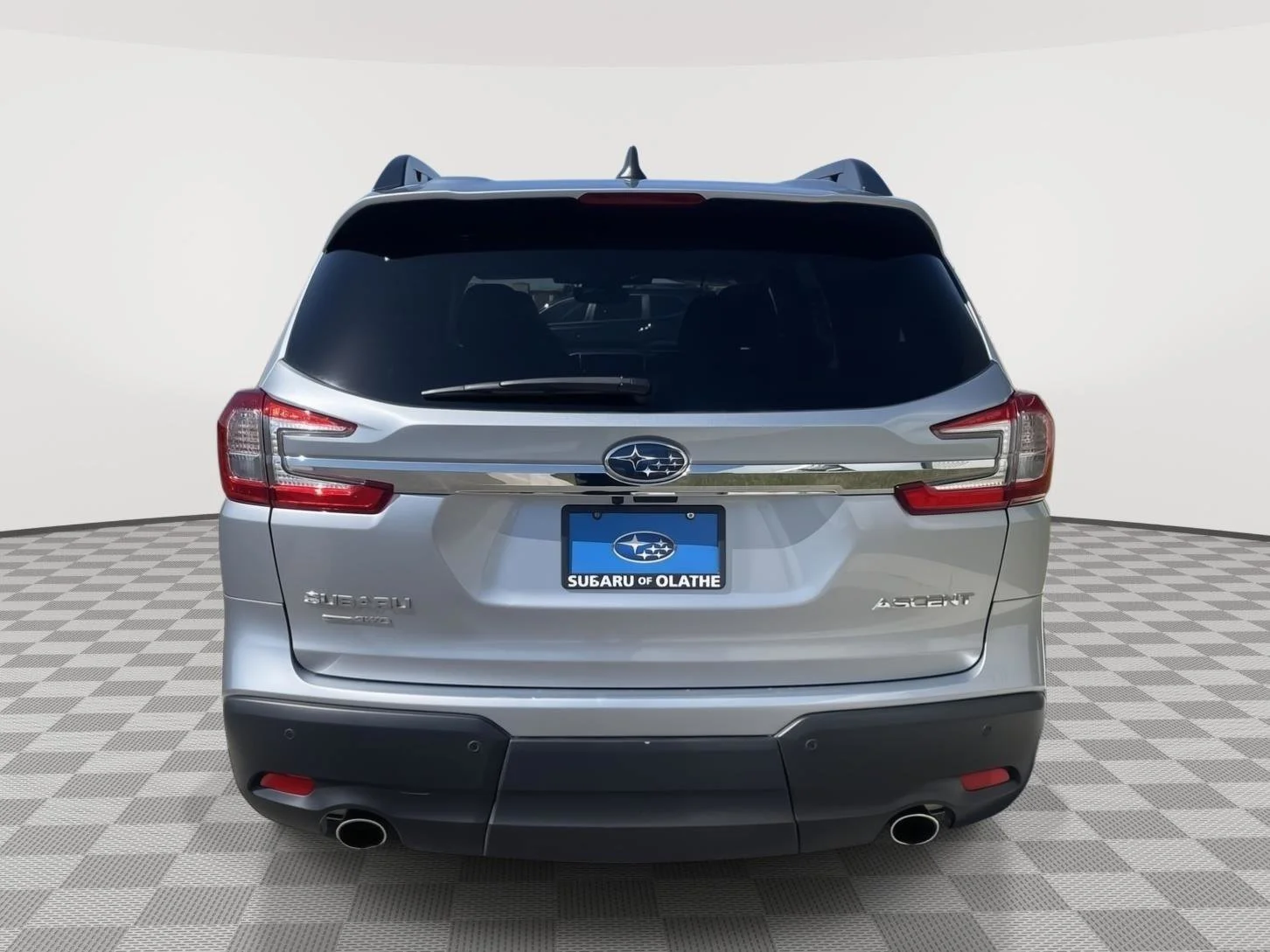 Certified Used 2025 Ice Silver Metallic Subaru Premium image 6
