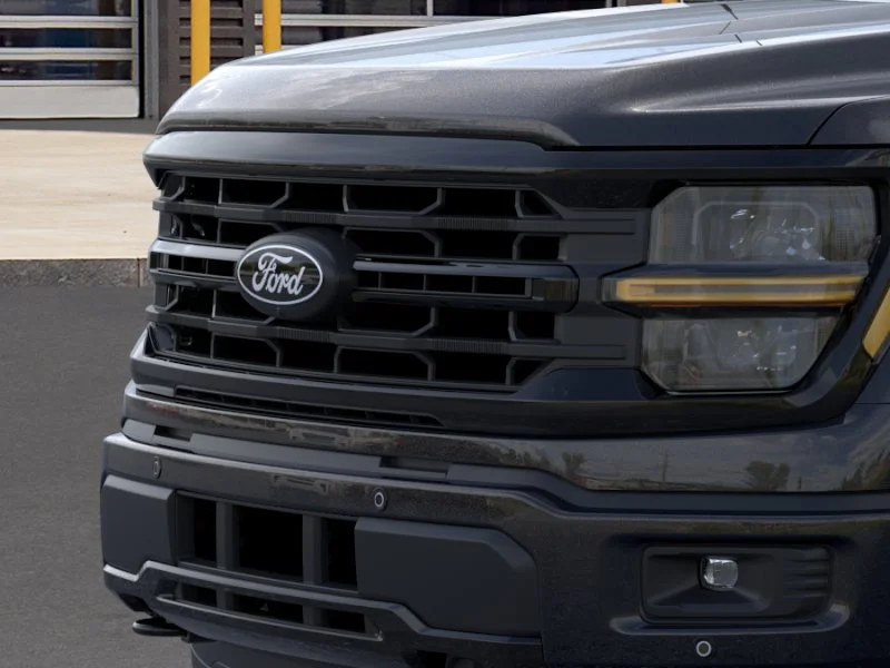 New 2026 Agate Black Metallic Ford XLT image 17