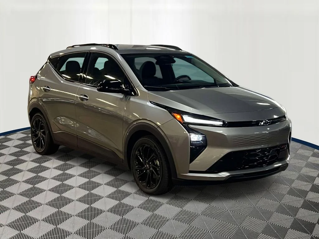 New 2027 Sterling Grey Metallic Chevrolet RS image 6
