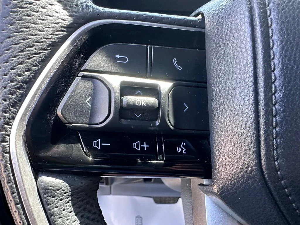 2024 Toyota Sequoia SR5 - Photo 20