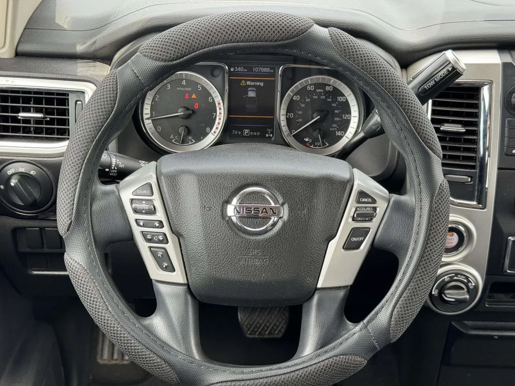 Used 2019 Blue Nissan SV image 17