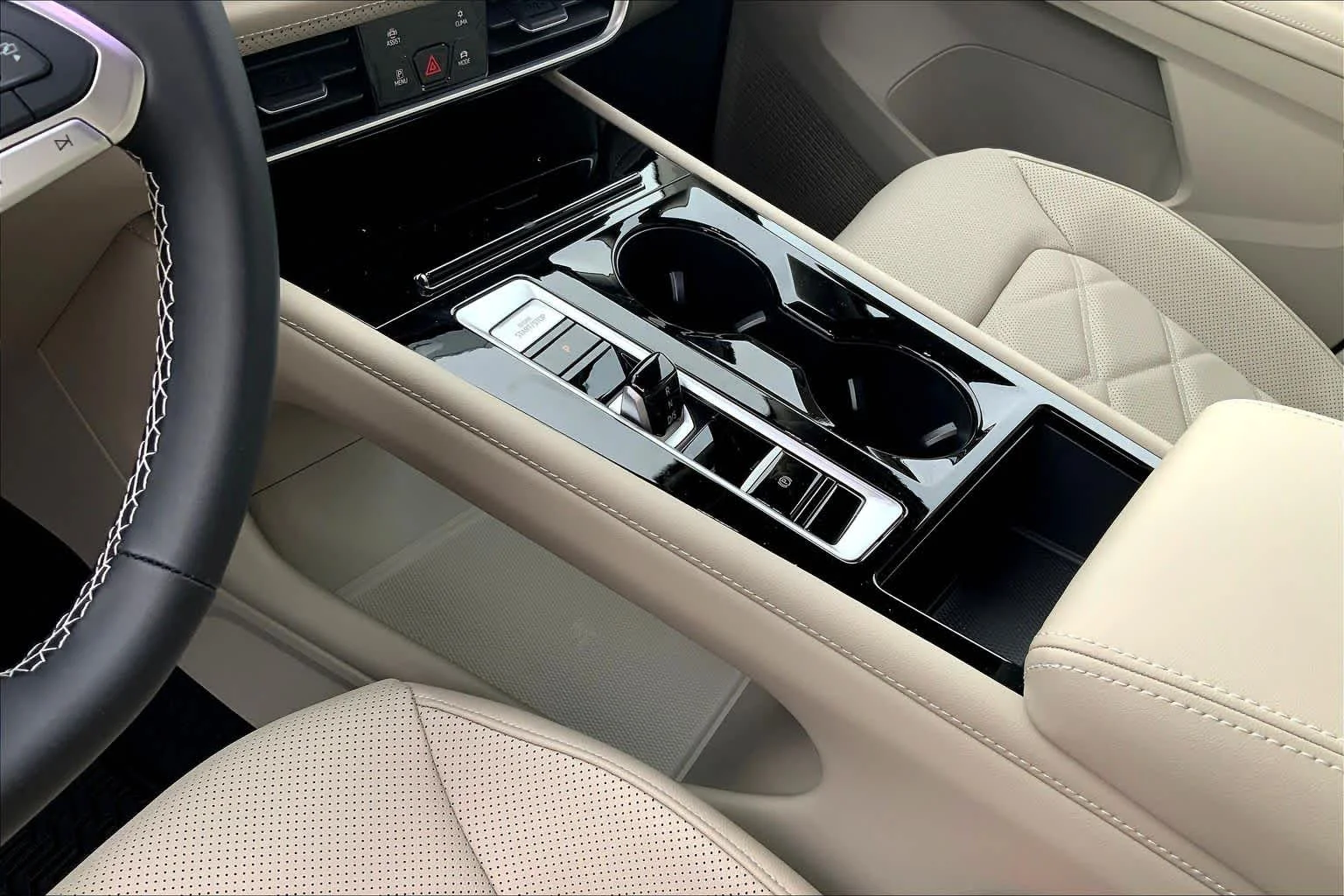 New 2026 Opal White Pearl Volkswagen 2.0T SE w/Technology image 7