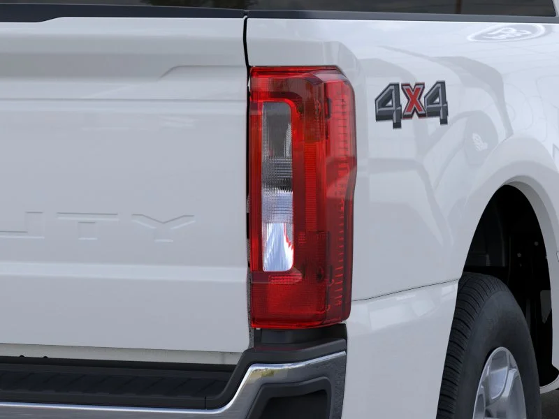 New 2026 Oxford White Ford F-250® XLT image 21