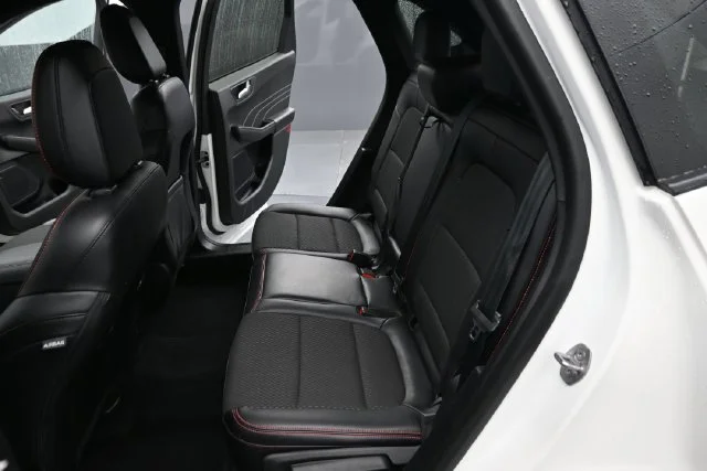 Used 2023 White Metallic Ford ST-Line image 12
