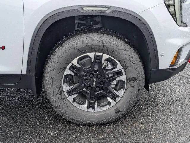 New 2027 Glacier White Tricoat GMC AT4 image 11