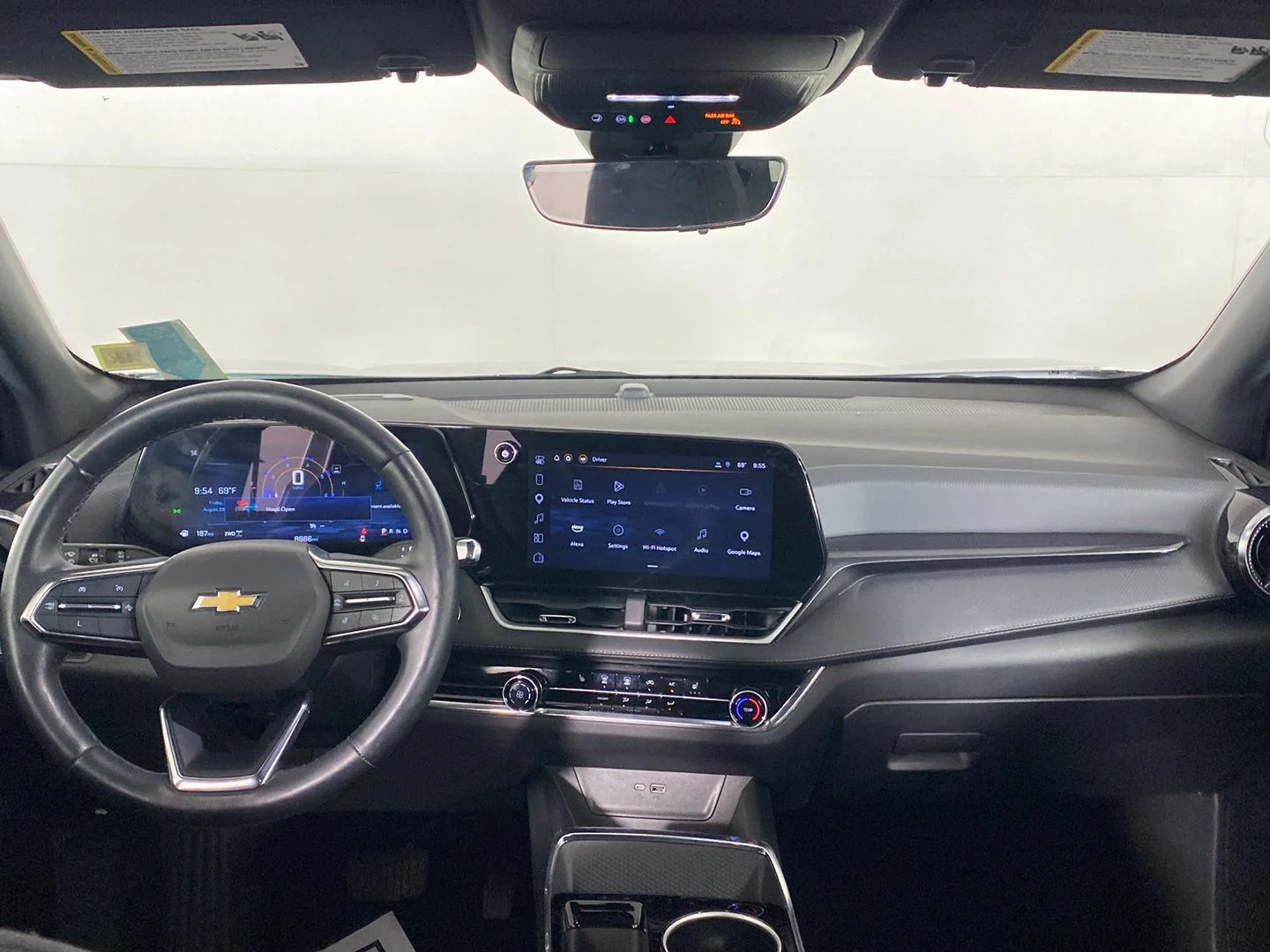 Used 2025  Chevrolet LT image 13