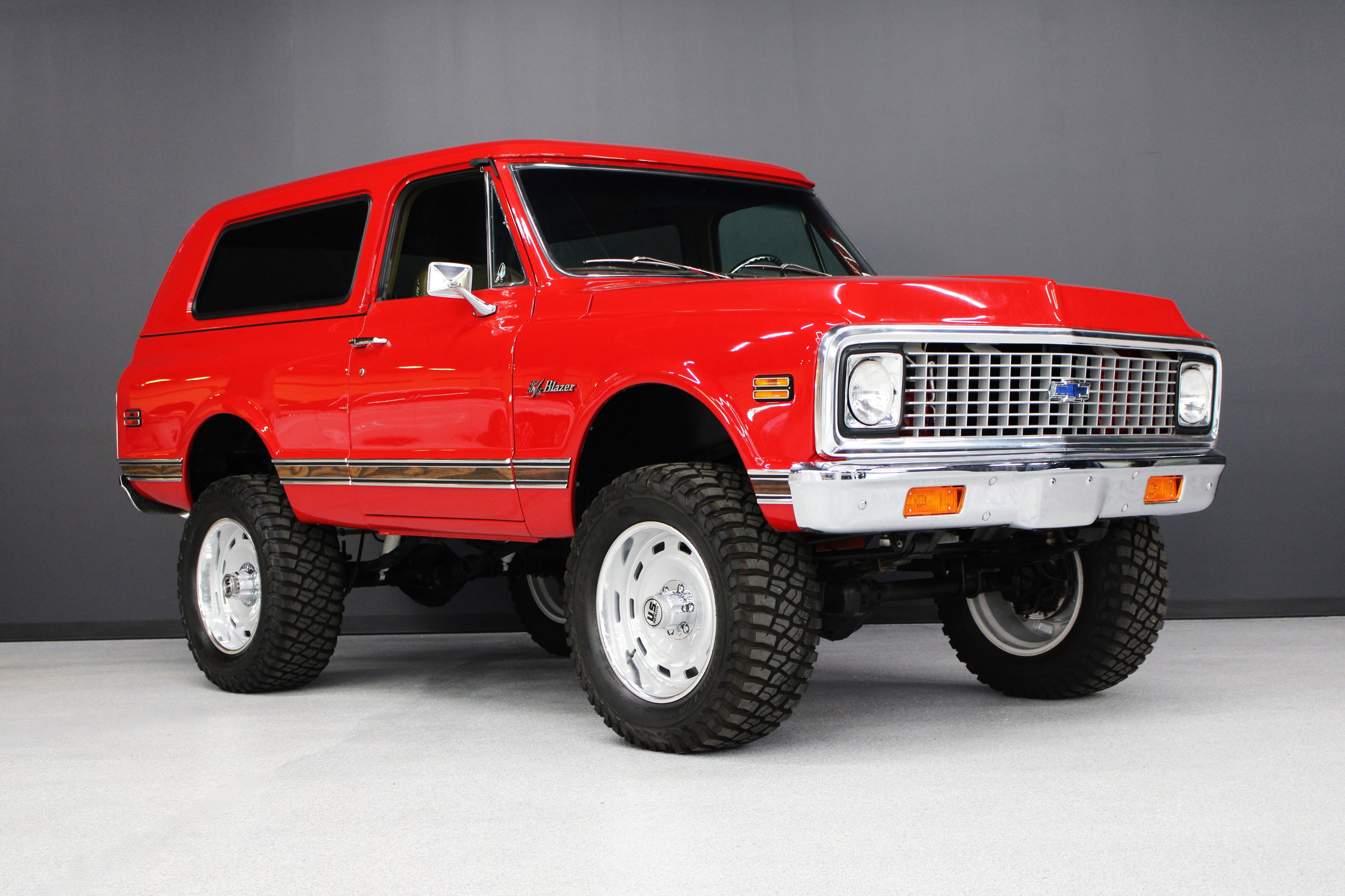 Used 1972 Red CHEVROLET K5 image 18