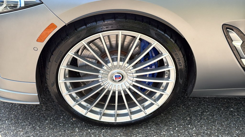 Used 2023 Frozen Pure Gray Metallic BMW ALPINA B8 xDrive image 8