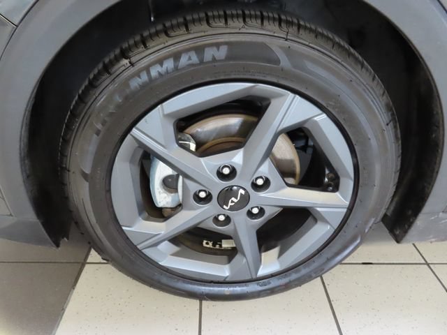 2025 Kia K4 LXS - Photo 15