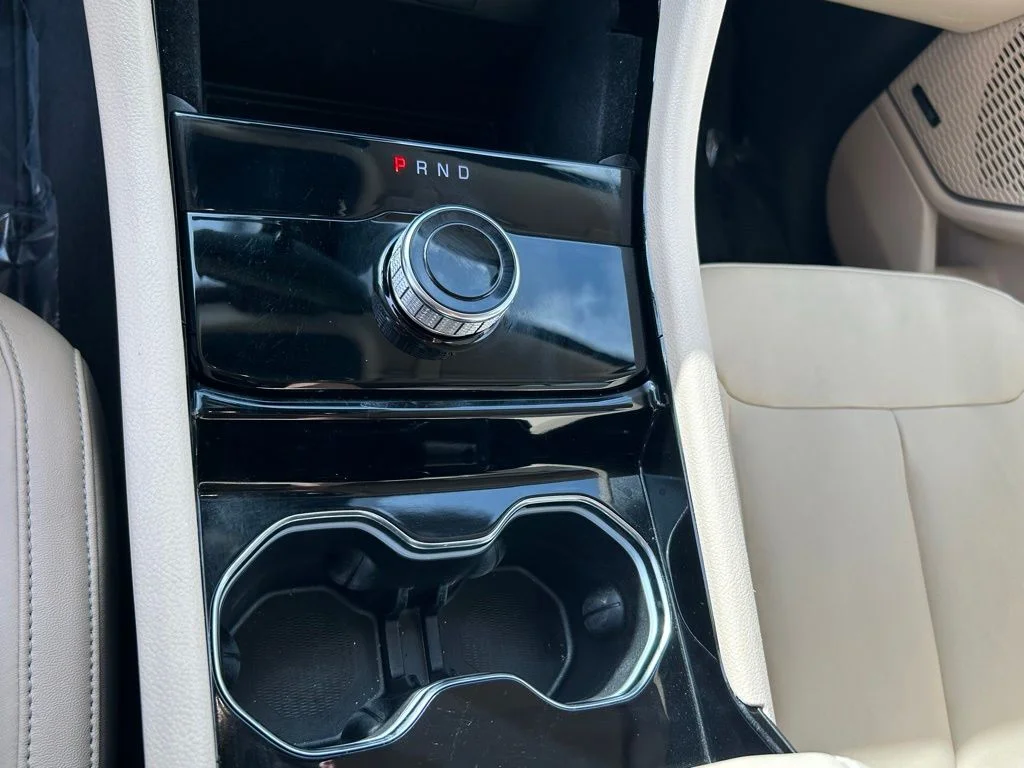 Certified Used 2022 White Jeep Limited image 22