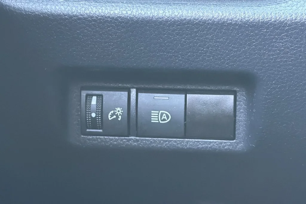 Used 2024 Ice Cap Toyota LE image 34