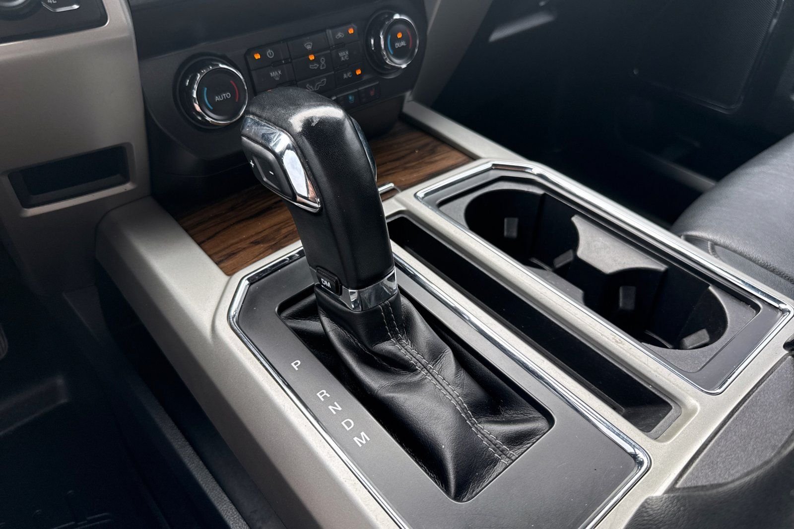 Used 2020 Black Ford Lariat image 20