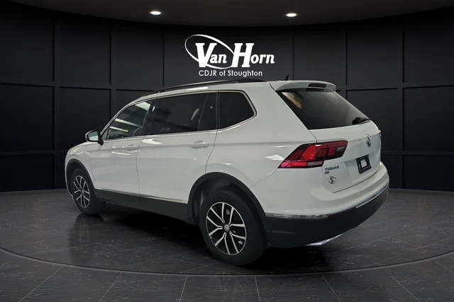 Used 2021 Pure White Volkswagen 2.0T SEL image 5