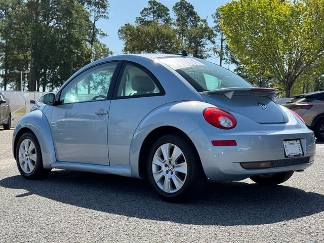 Used 2010 Heaven Blue Metallic Volkswagen 2.5L image 5