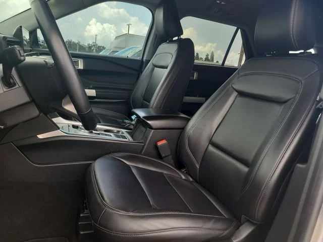 Used 2023 Silver Ford XLT image 21