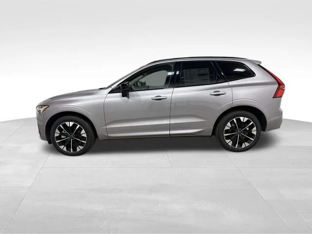 New 2026 Aurora Silver Volvo Plus image 9