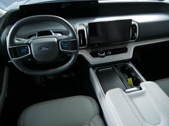 Certified Used 2025 Gray Ford Active image 4