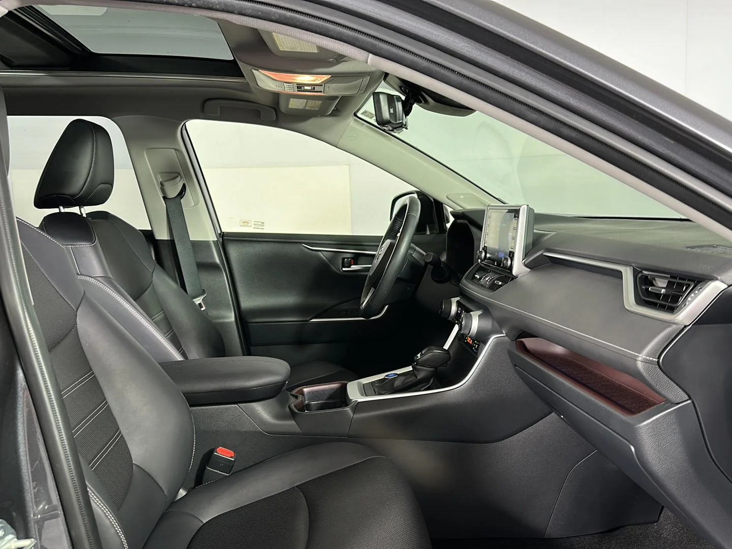 Used 2019 Magnetic Gray Metallic Toyota Limited image 29