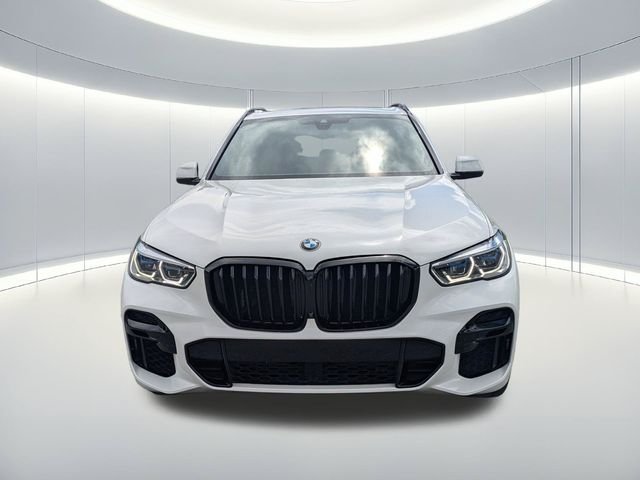 Used 2022 White BMW M50i image 9