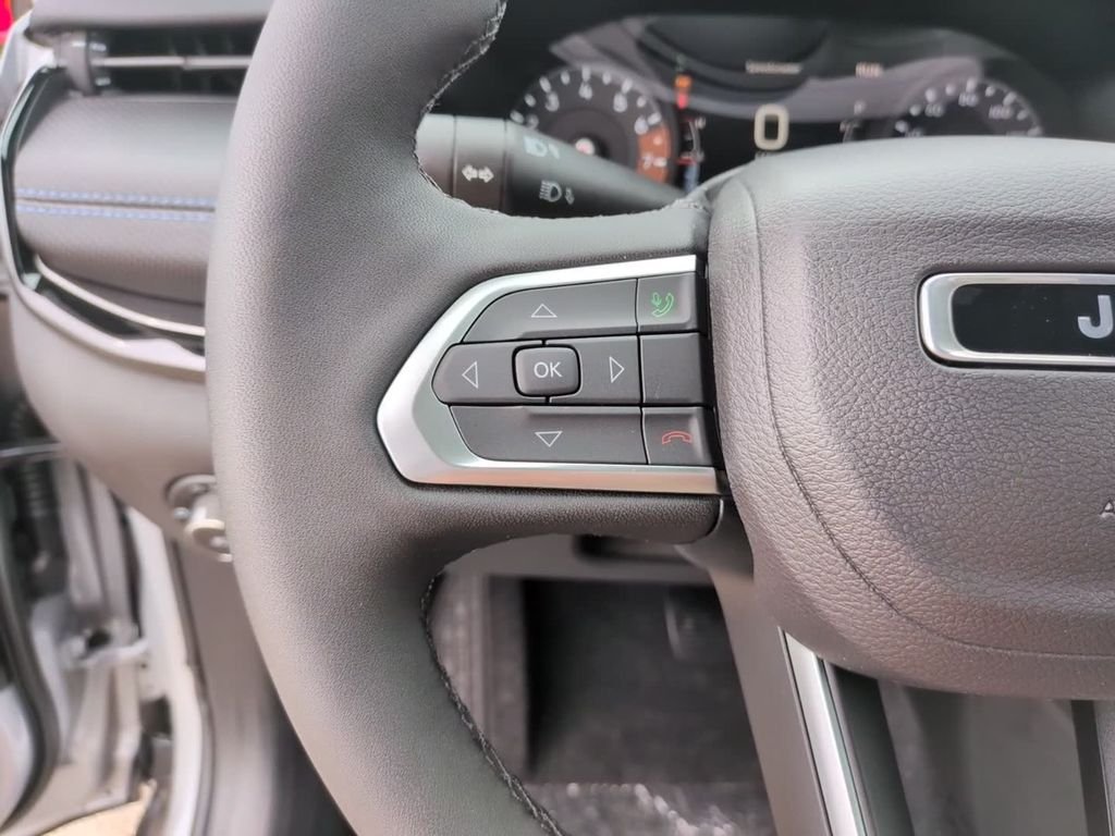 New 2026 Silver Jeep Latitude image 21