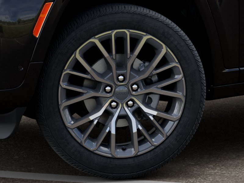 New 2026 Diamond Black Crystal Pearl-Coat Exterior Paint Jeep Summit image 34