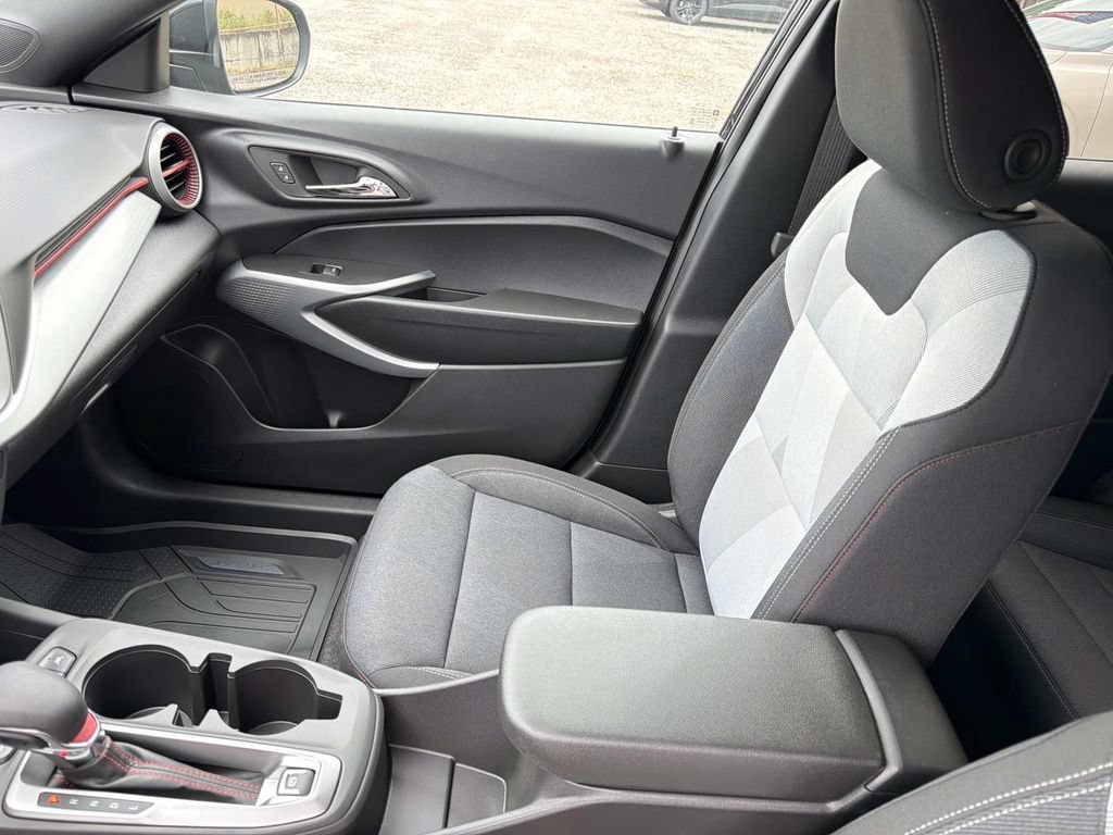 2026 Chevrolet Trax RS - Photo 18