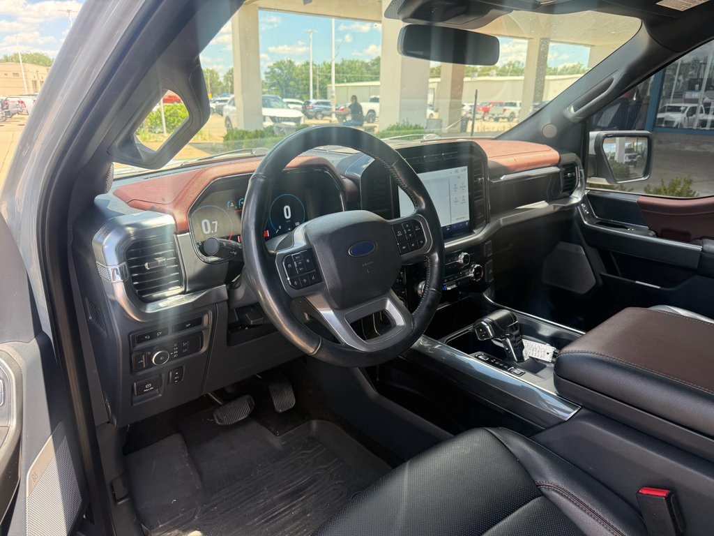 Used 2022 Space White Metallic Ford LARIAT image 10
