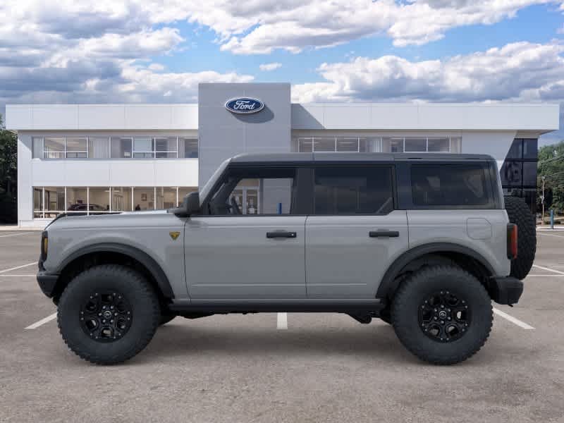 New 2026 Avalanche Gray Ford Badlands image 3