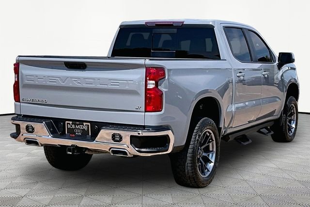 Used 2024 Gray Chevrolet LT image 2