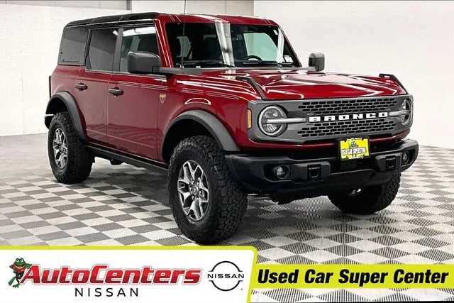 2025 Ford Bronco Badlands 4x4's photo