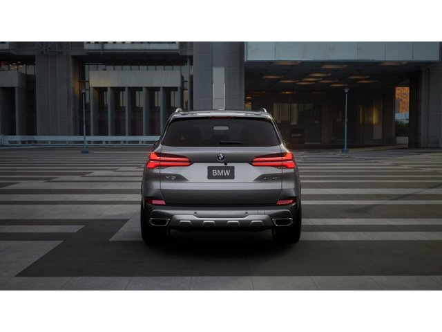 New 2026 Skyscraper Grey Metallic BMW  image 5