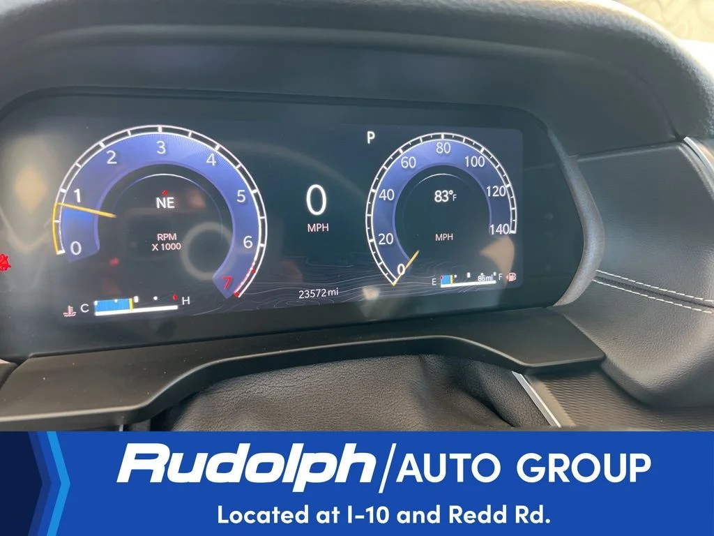 Used 2025 Silver Jeep Altitude image 18
