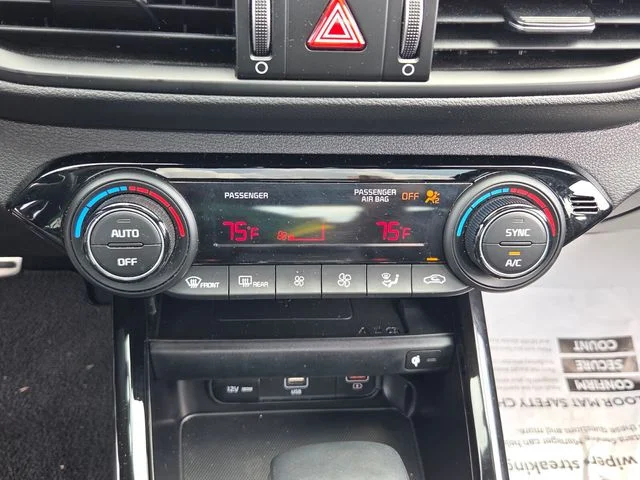 Used 2024 White Kia GT-Line image 20