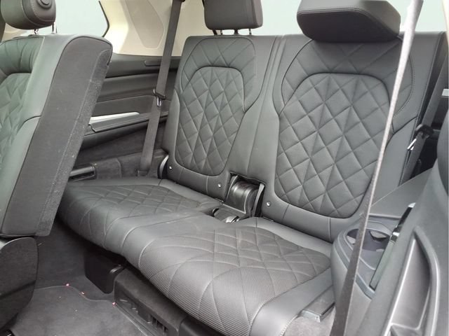 Used 2023 Black BMW xDrive40i image 24