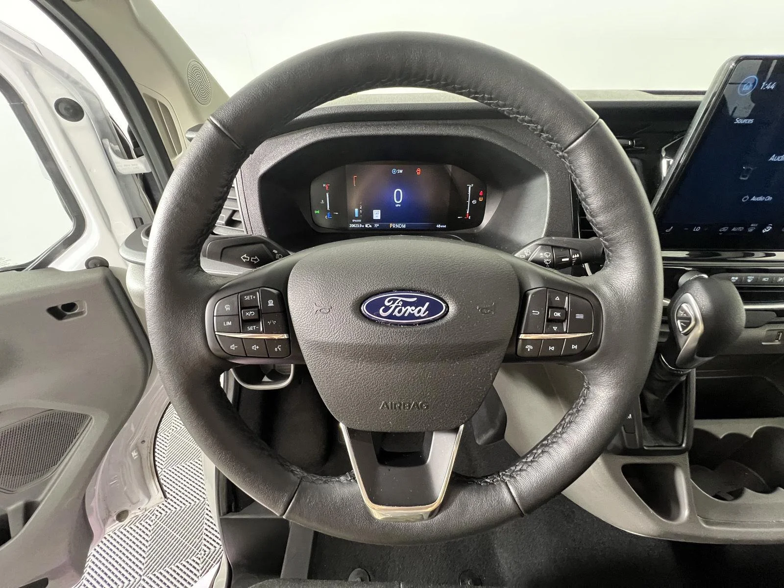 Used 2026 Oxford White Ford XLT image 13