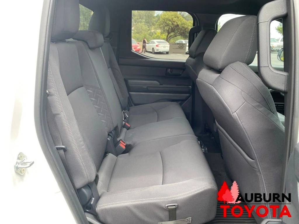 2026 Toyota Tacoma SR5 - Photo 15