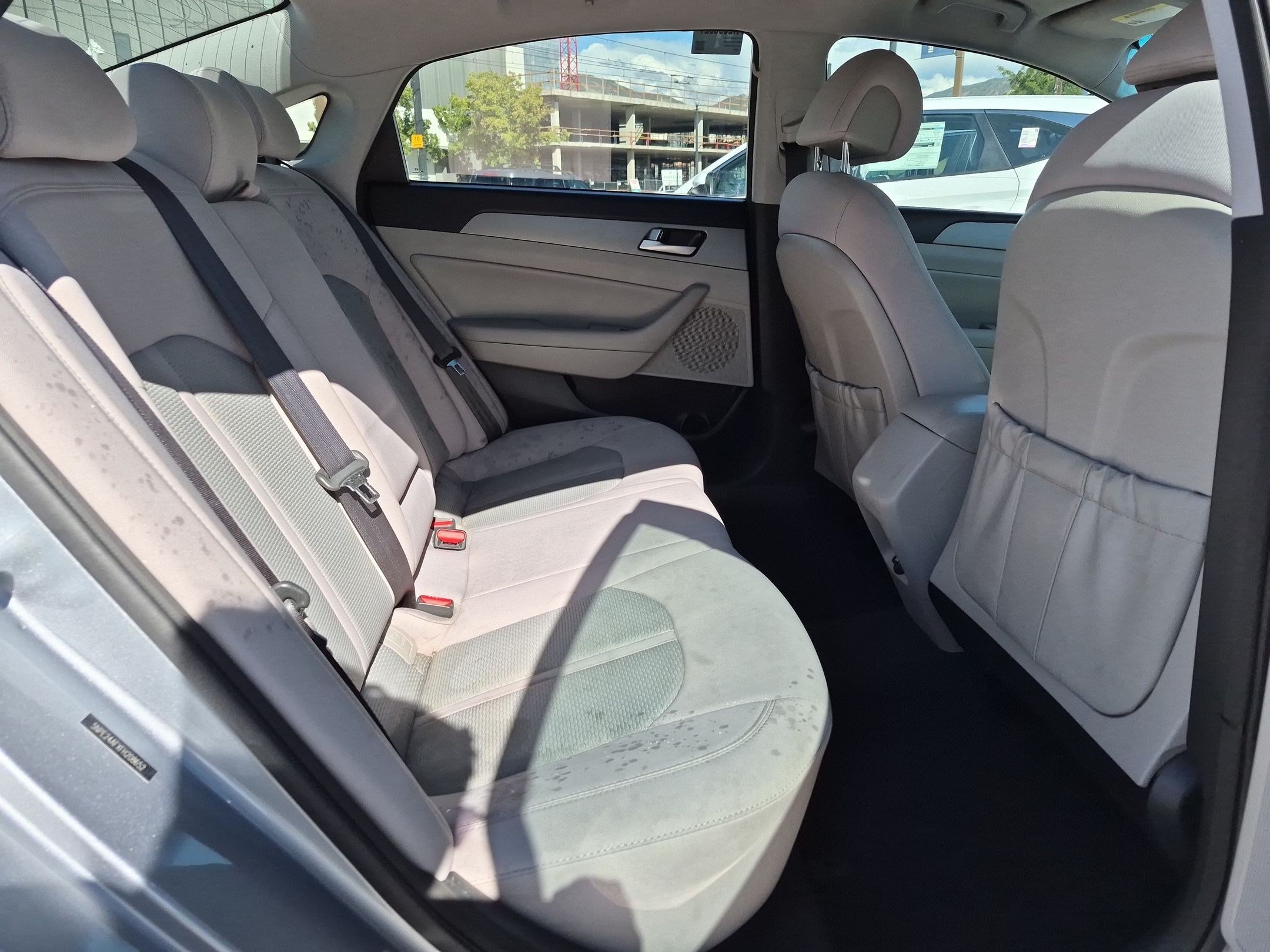 Used 2015 Shale Gray Metallic Hyundai 2.4L SE image 27