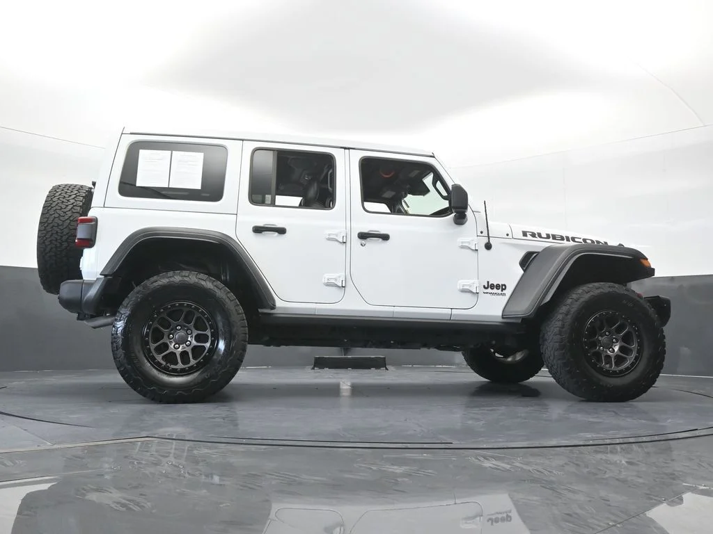 Used 2022 Bright White Clearcoat Jeep Unlimited Rubicon image 64