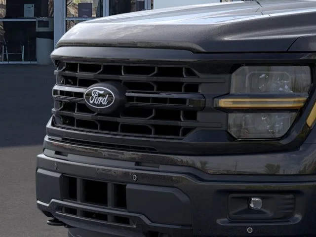 New 2026 Agate Black Metallic Ford XLT image 17