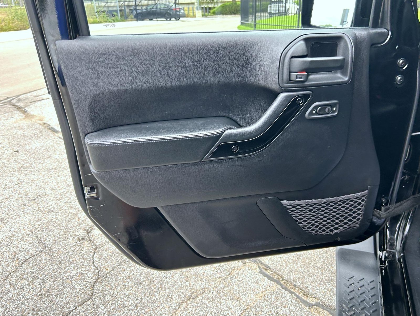 Used 2014 Black Jeep Unlimited Altitude image 15