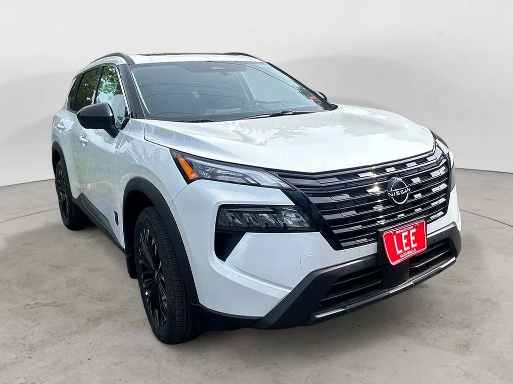 New 2026 Everest White Pearl Tricoat Nissan Dark Armor image 7